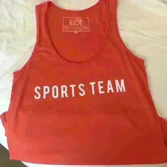 Sub Urban Riot Red Sports Team tank - Picture 3 of 7